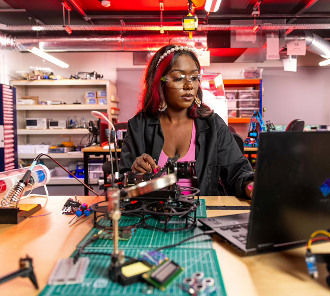 MWD - Black Lady Repairing Stuff