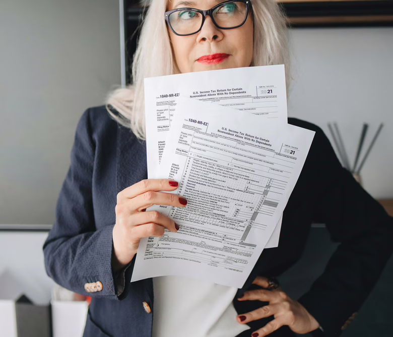 MWD Una Mujer Impuesto