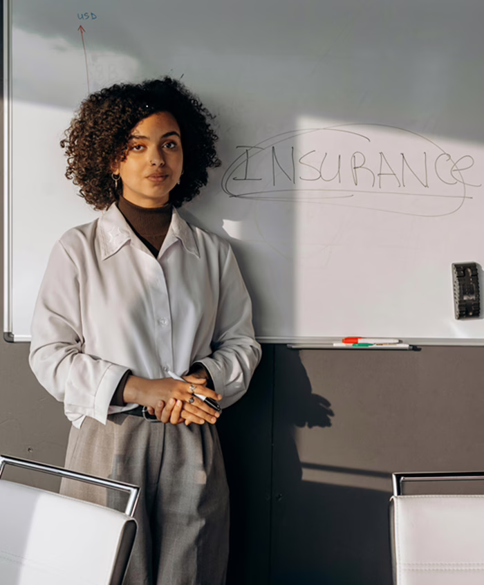 Agente de seguros de dama blanca MWD